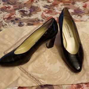 ANDREW Gellar Black Patent Leather Reptile EUC 7M